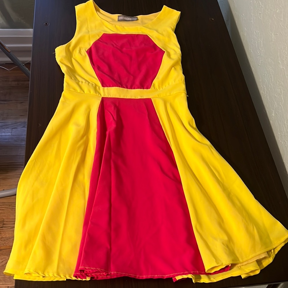 Addie dress size small